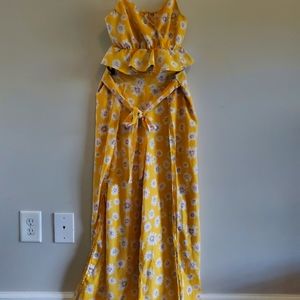 Yellow and white flower pants set